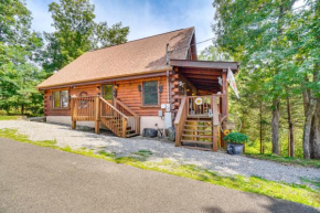 Cozy Cabin with Hot Tub Less Than Half-Mi to Douglas Lake!